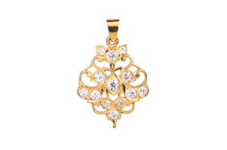 South Indian Diamond 22k Gold Pendant At Gehna - Indian Jewelry Diamond Pendants South Indian Diamond 22k Gold Pendant At Gehna - Indian Jewelry Diamond Pendants