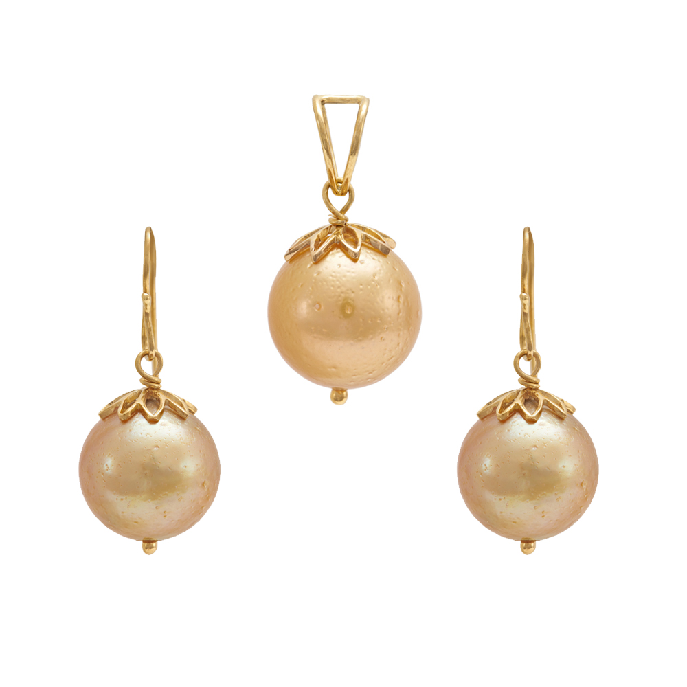 Buy Gold Pendant and Earring Set for Women Online  Gehna