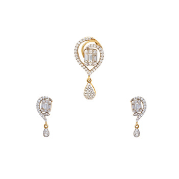 Lustrous Diamonds & 18K Gold Pendant Set with Earrings