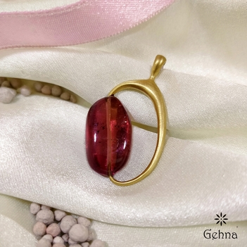 Intriguing Spinel Pendant