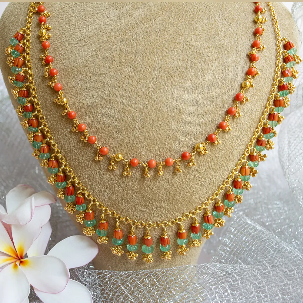 Shop Tulip Coral & Emerald Bead Gold Necklace Online at Gehna