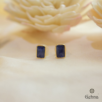Beautiful Blue Sapphire 18K Gold Stud Earrings