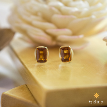 Gorgeous Hessonite Garnet 18K Gold Stud Earrings