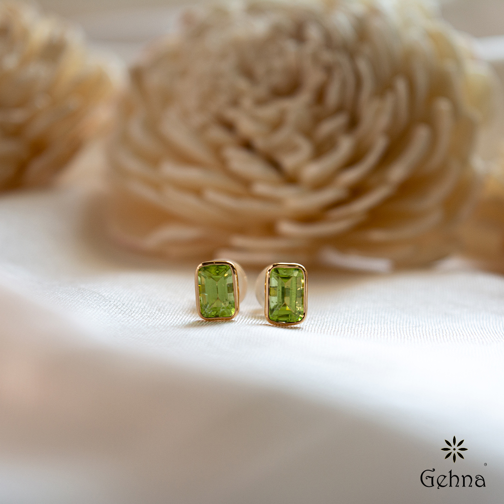 9ct Yellow Gold Trinity Peridot Stud Earrings | Silvermoon