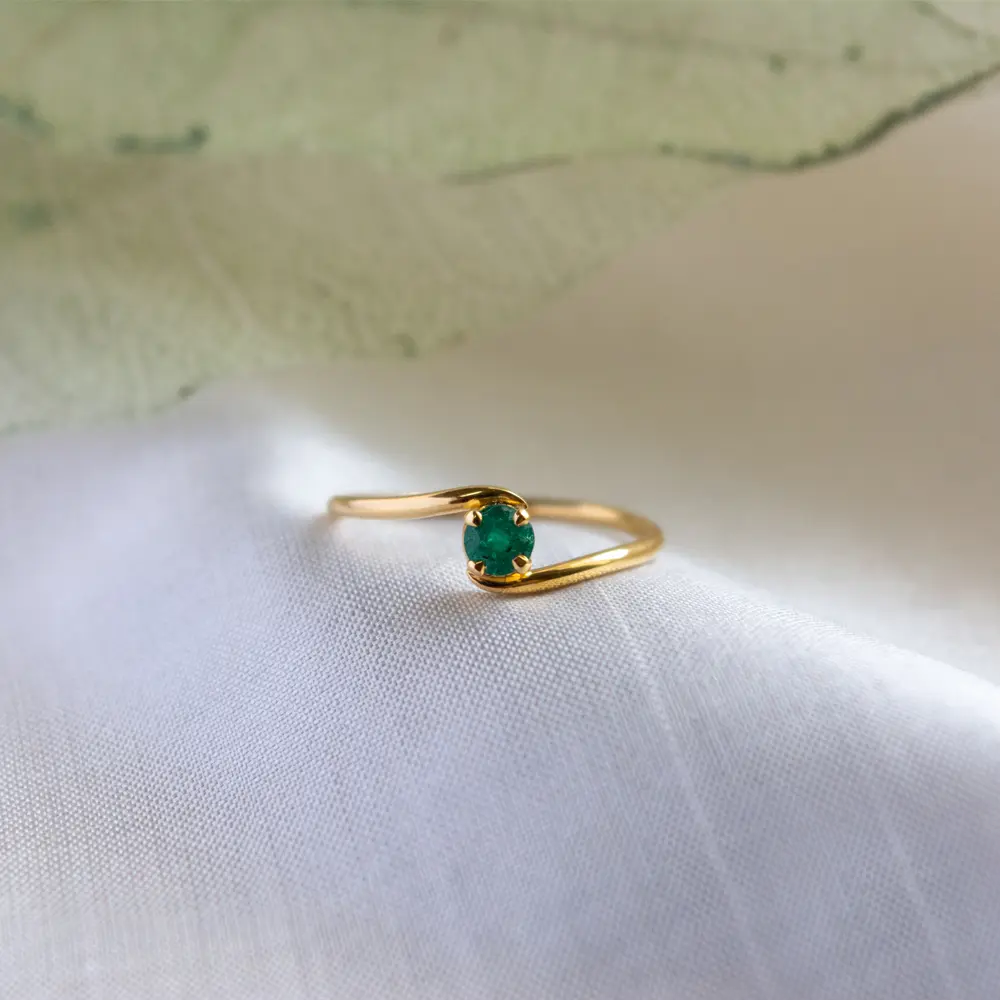 Fiammetta Daily Wear Emerald Stone Ring - RK Jewellers
