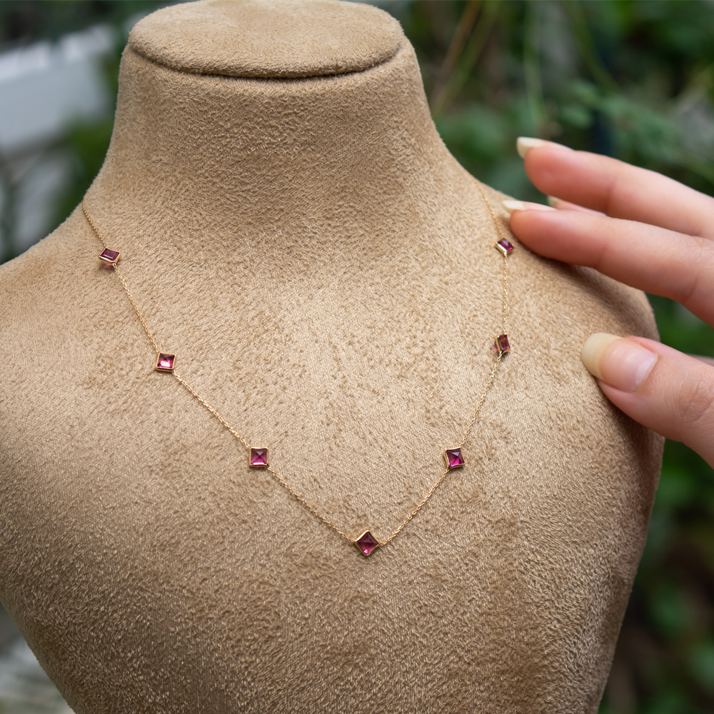 Shop Elegant Tourmaline 18K Gold Chain 