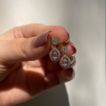 Enchanting Diamond 18K Gold Dangler Earrings