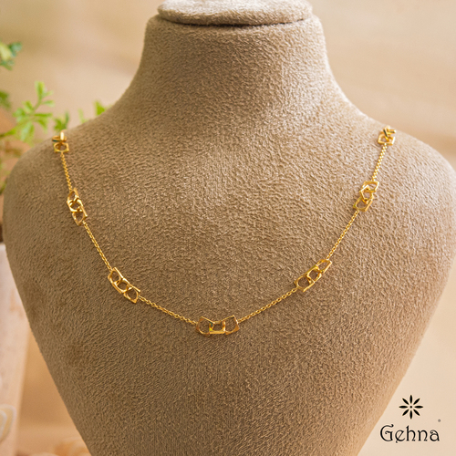 Shop Stylish 18K Yellow Gold Chain for Women Gehna